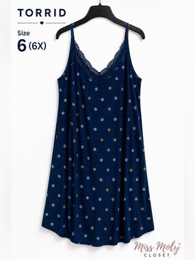 Torrid Super Soft Nightgown Size 6 6X Blue Floral Sleep Dress